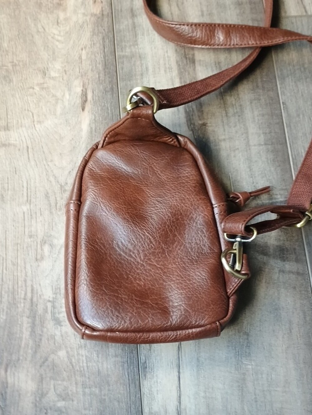 Joy Susan Brown Leather Crossbody Bag - Picture 6 of 12